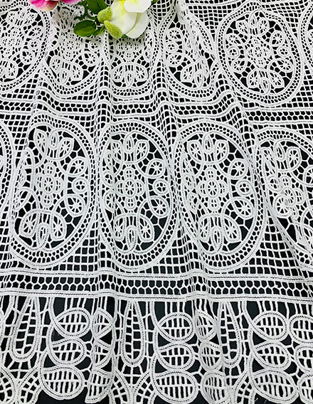 SS211109-EMB10 Ivory White Polyester Geometric Guipure Embroidery Fabric with Scalloped Edge